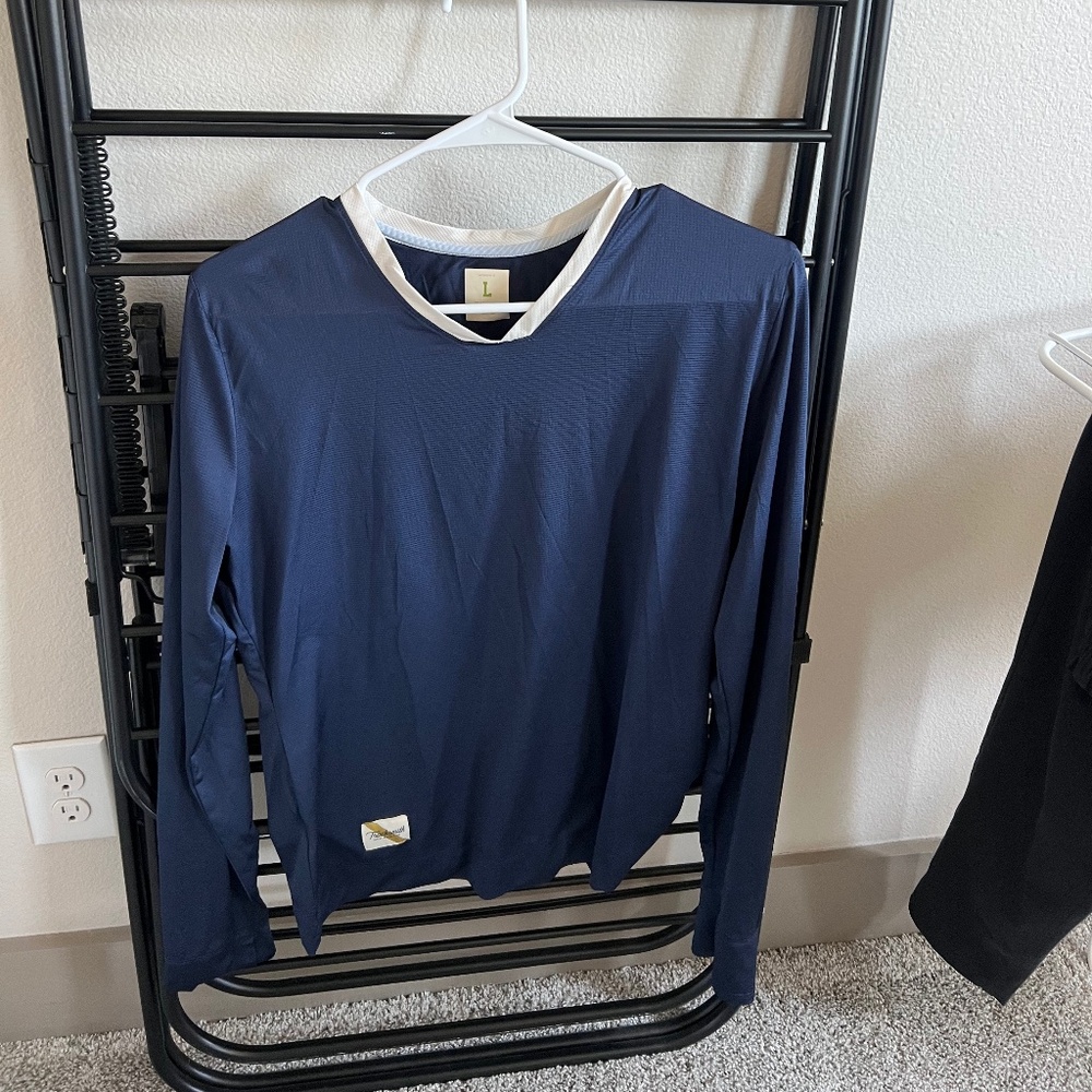 Tracksmith Twilight Long Sleeve Vneck